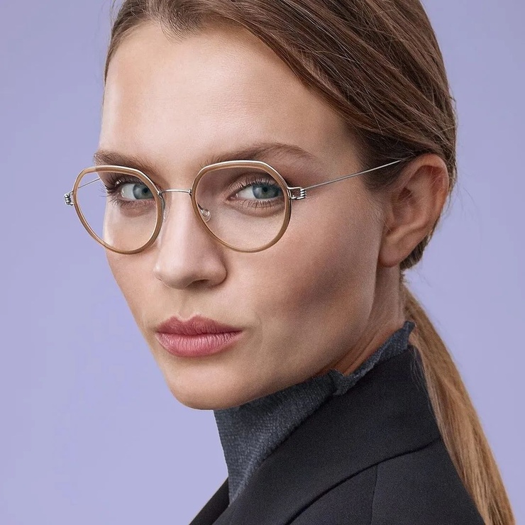 Josephine Skriver Josephine Skriver