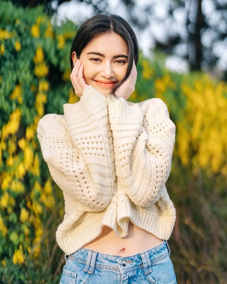 Davika Hoorne Davika Hoorne