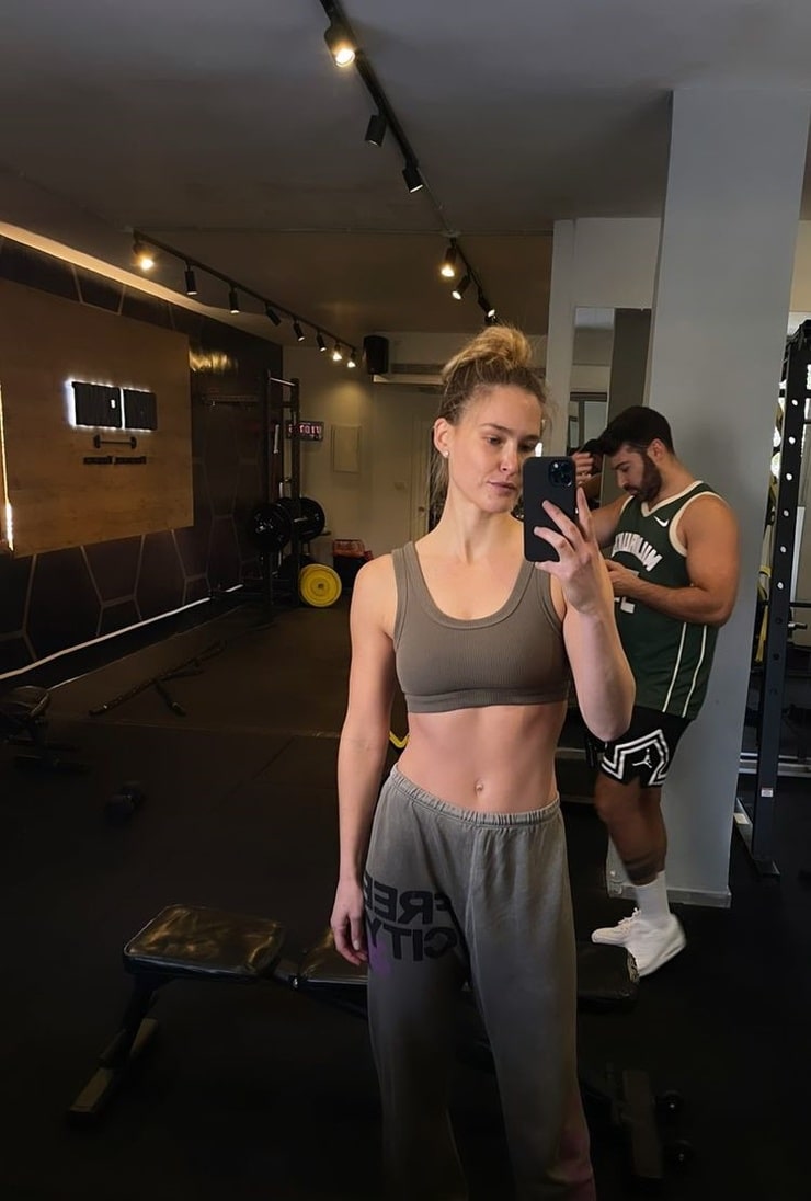 Bar Refaeli