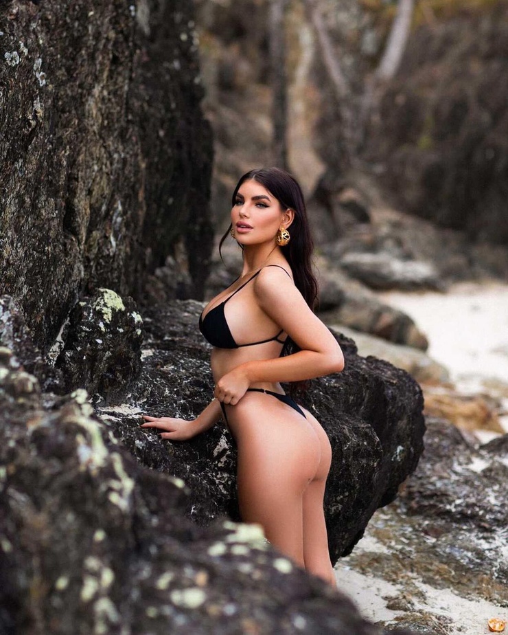 Nicole Thorne