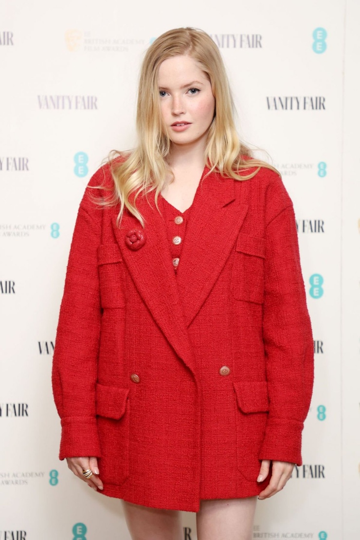Ellie Bamber Ellie Bamber