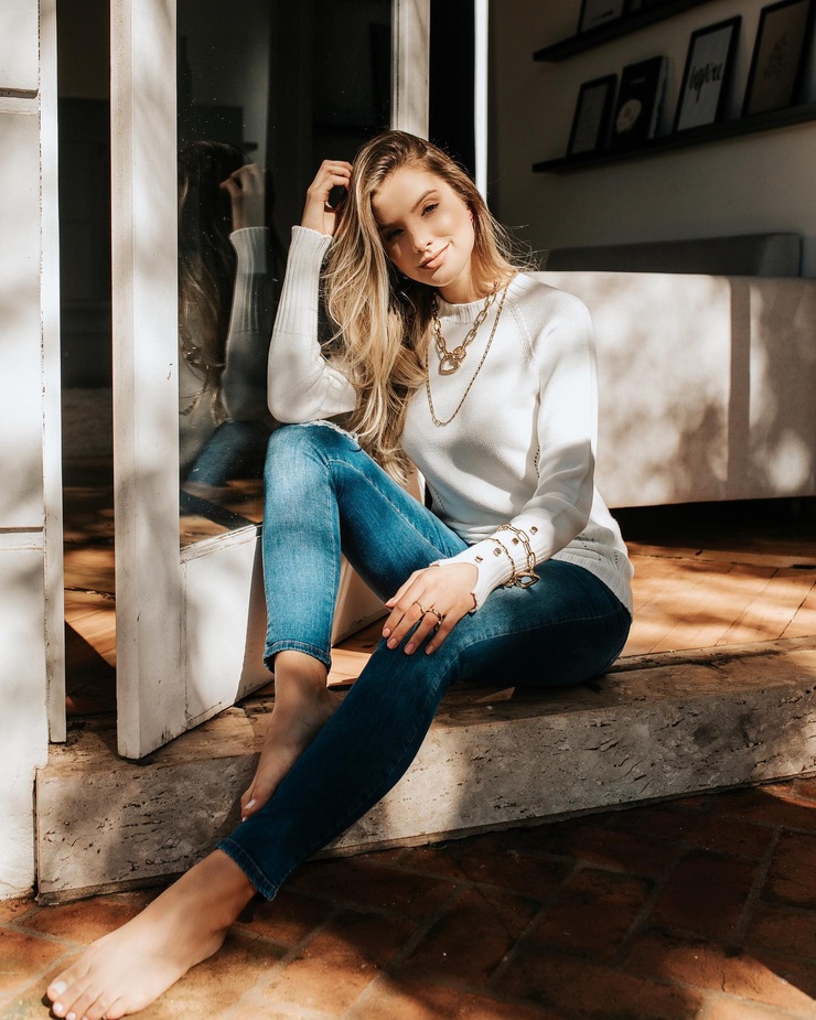 mariana becker