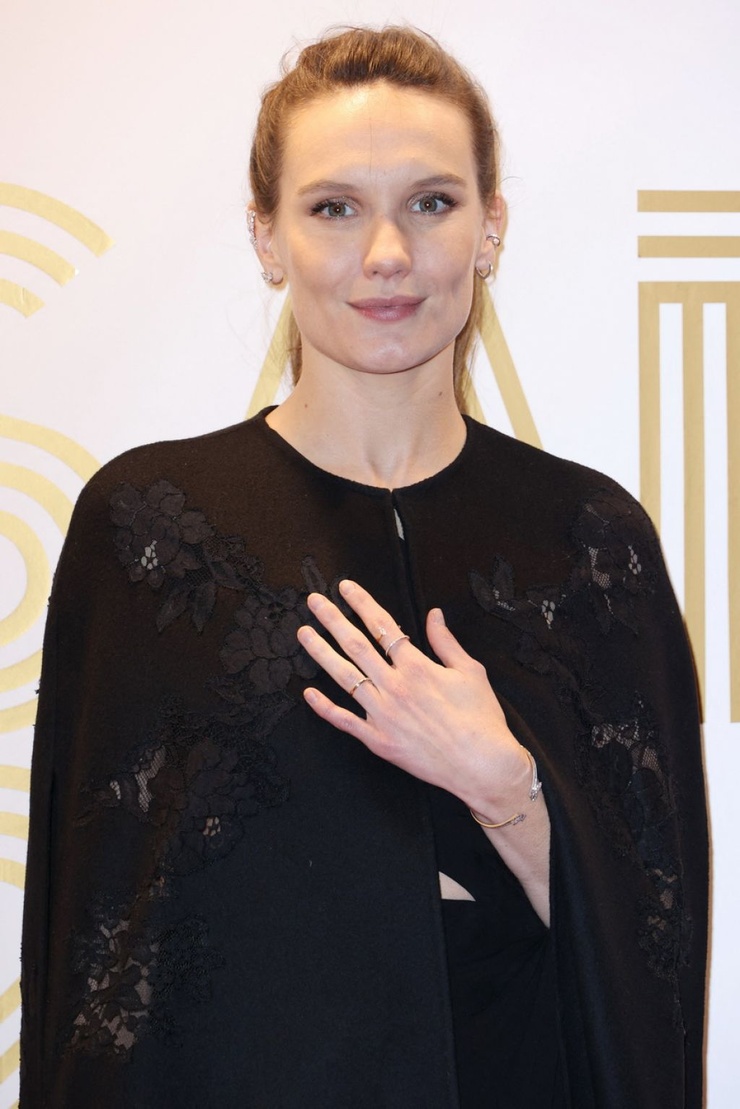 Ana Girardot