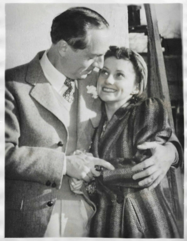 Diana Lewis