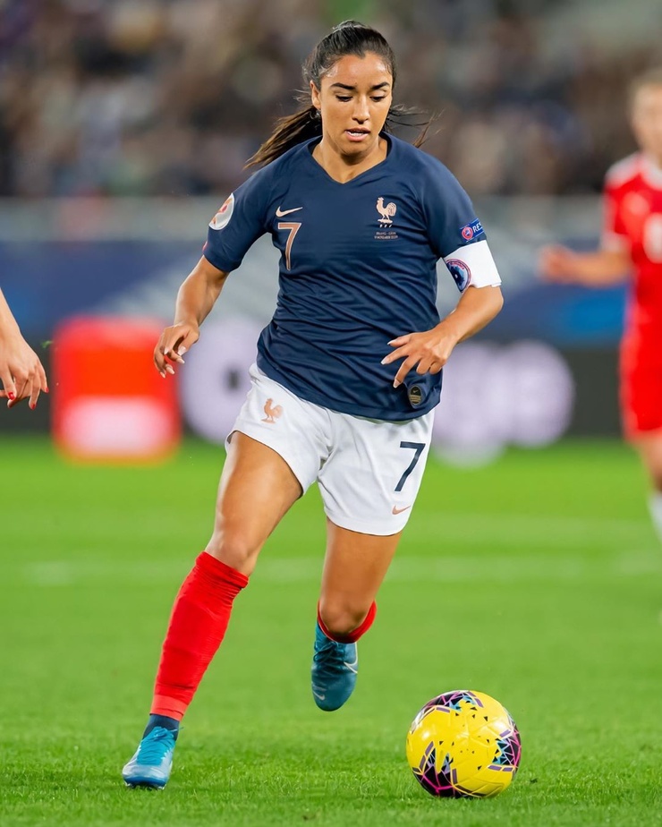 Sakina Karchaoui France
