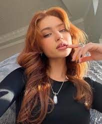 Renata Ri