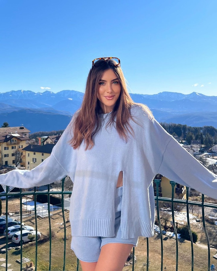Alessandra Ventura