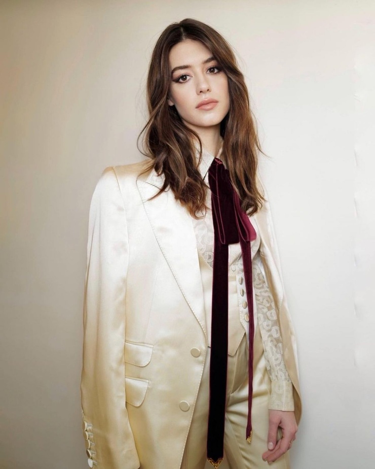 Daisy Edgar-Jones