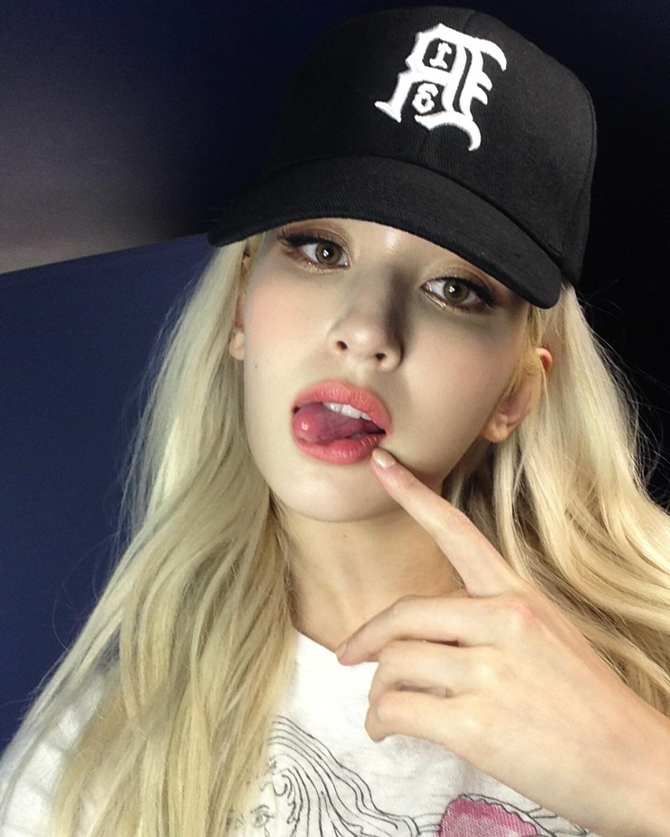 Jeon So Mi