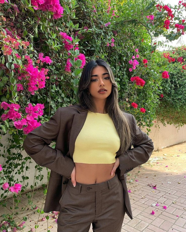 Iffat Marashi