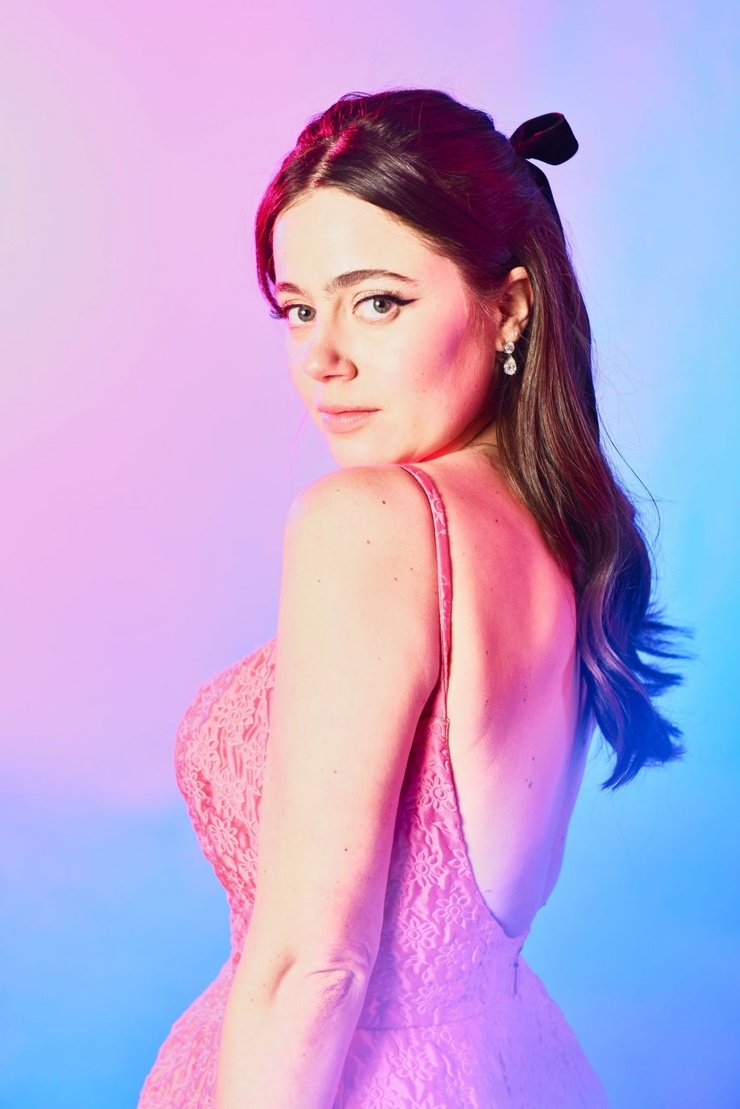 Molly Gordon