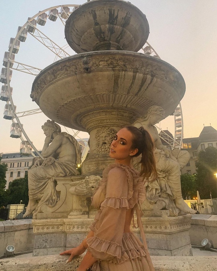 Cindy Baranowska Cindy Baranowska
