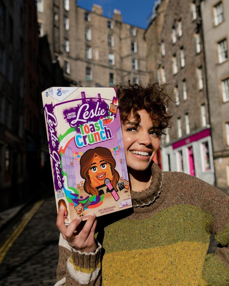 Leslie Grace