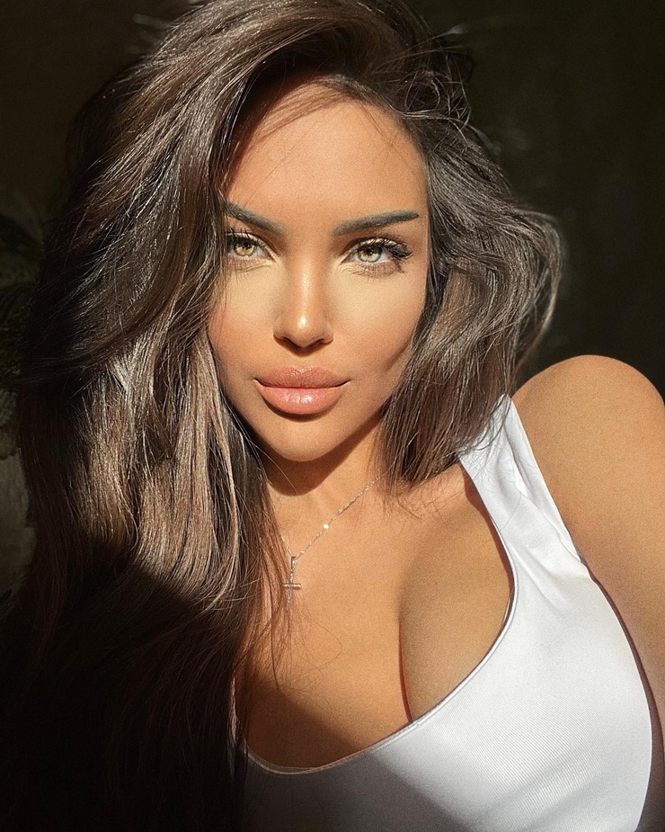 Anastasia Taylakova Anastasia Taylakova