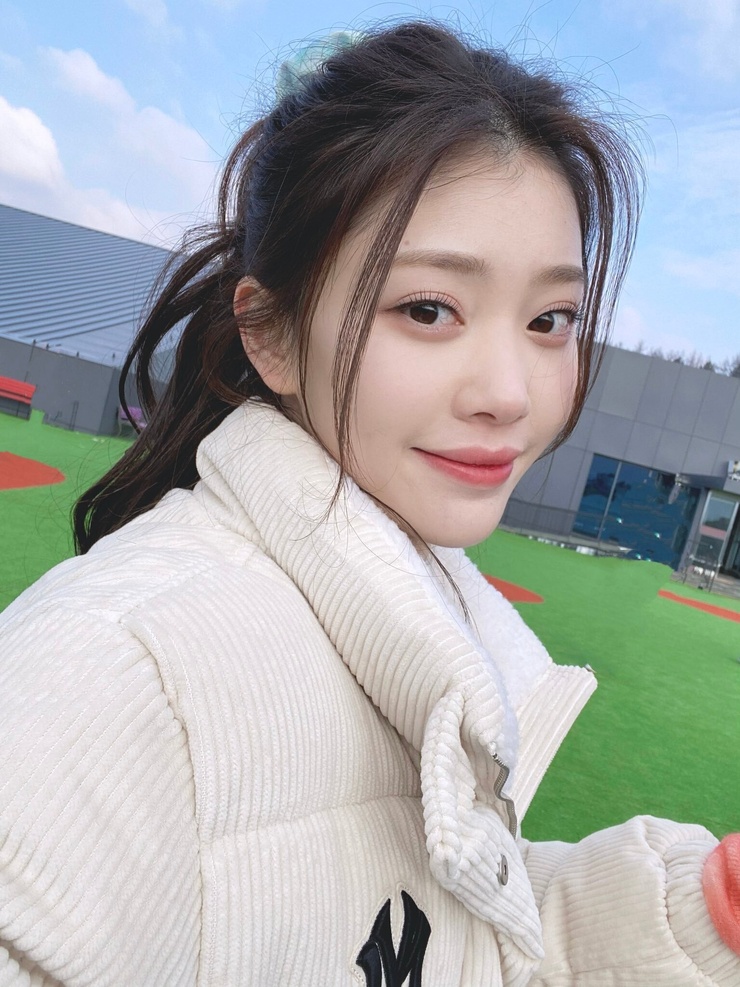 Xiaoting Shen Xiaoting Shen