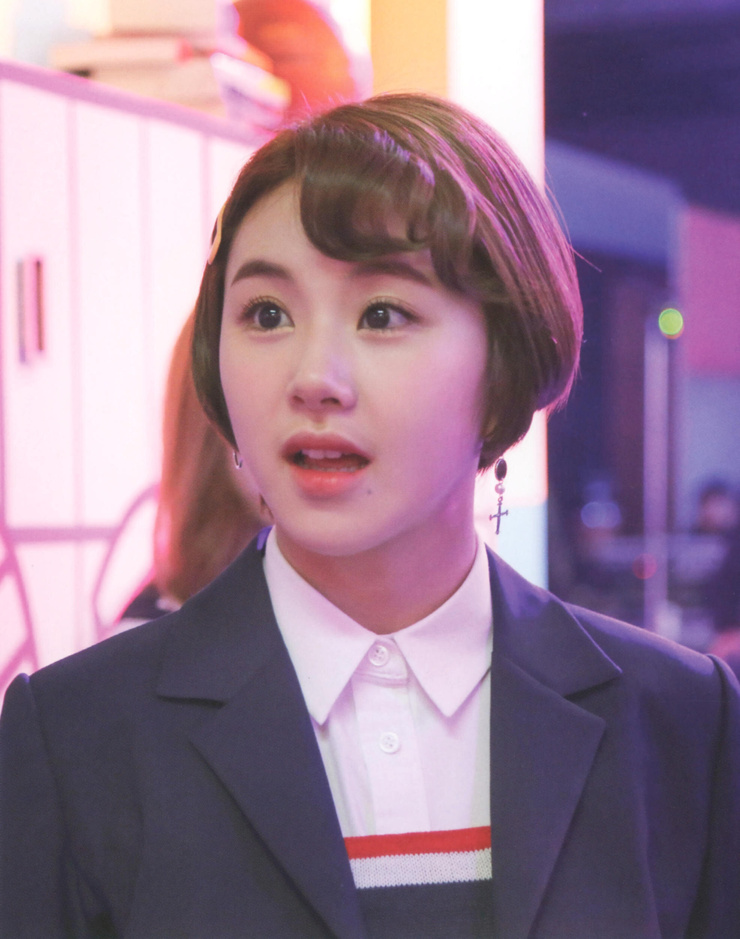 Son Chae Young
