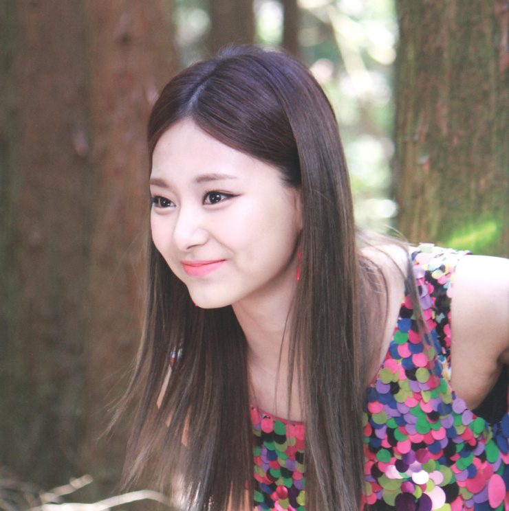Chou Tzu-yu (Tzuyu)