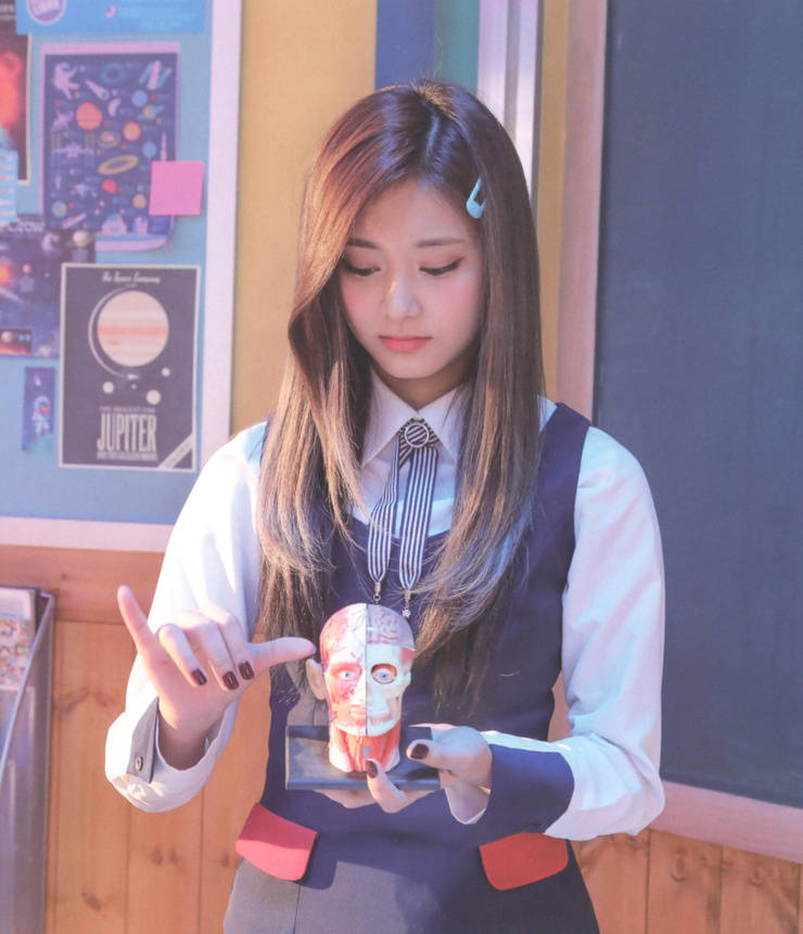 Chou Tzu-yu (Tzuyu)