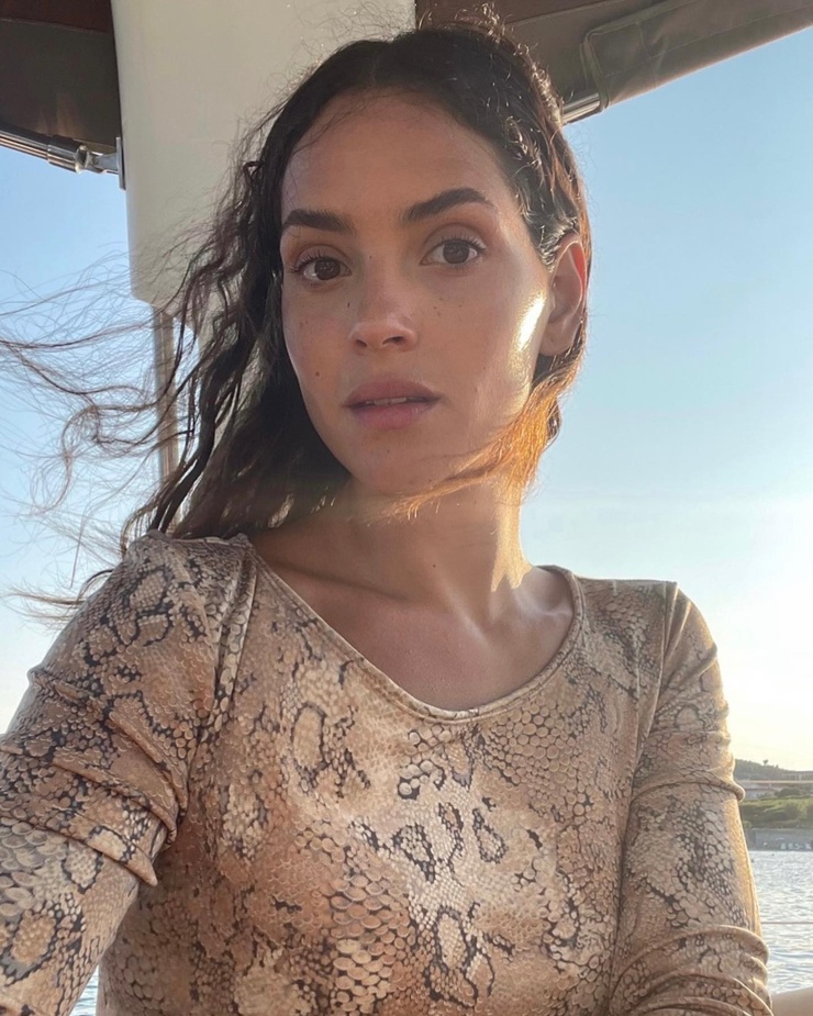 Adria Arjona Adria Arjona