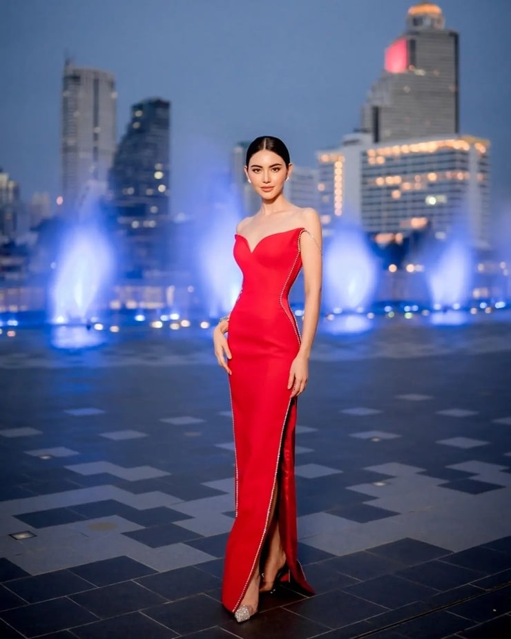 Davika Hoorne