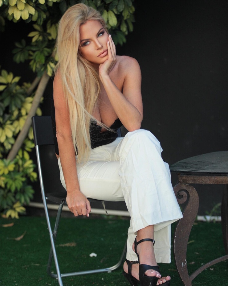 Wendy Starland