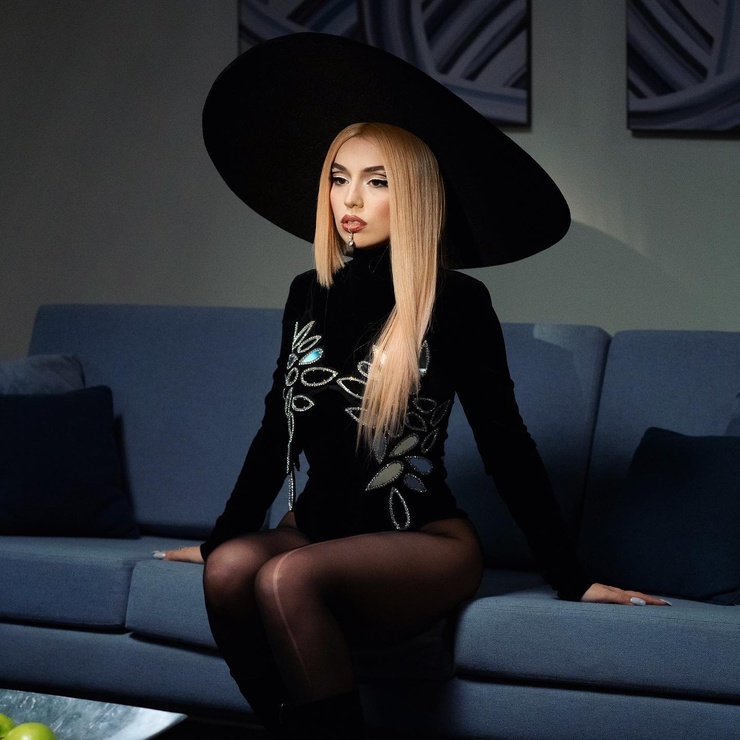 Ava Max