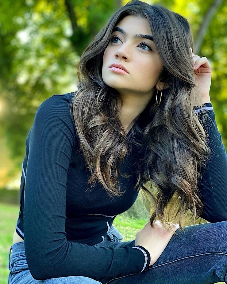 Samantha Gangal Samantha Gangal