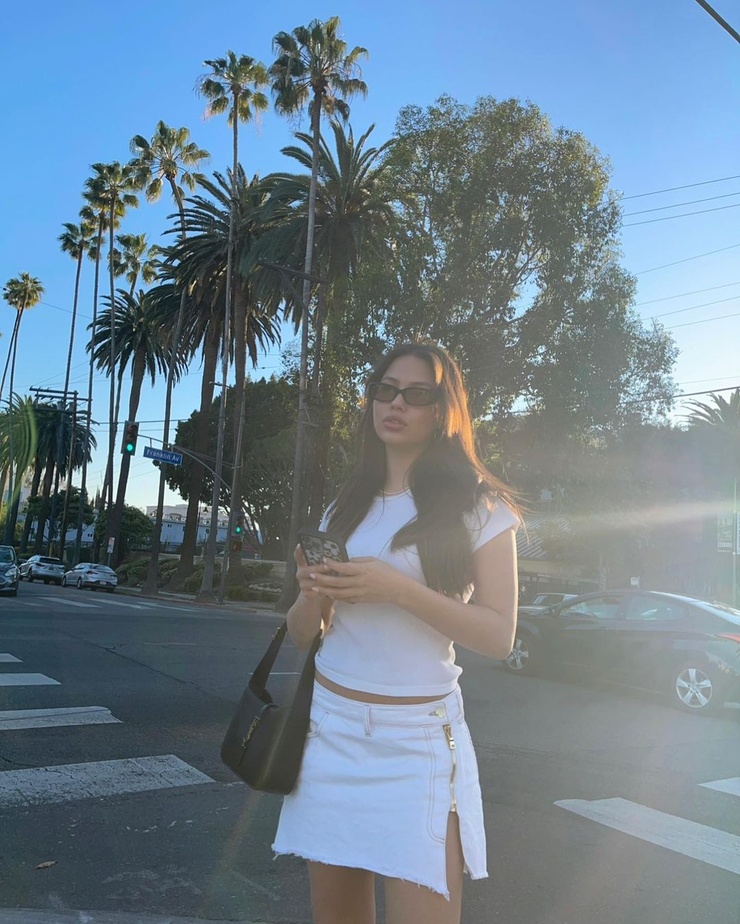 Fiona Barron Fiona Barron