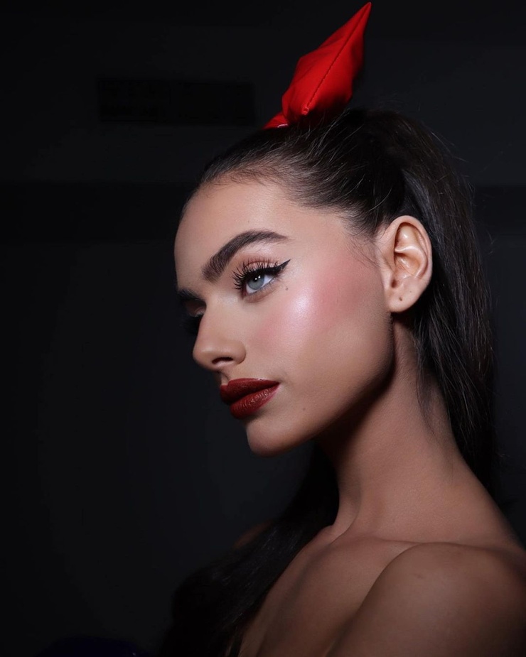 Yael Shelbia Yael Shelbia