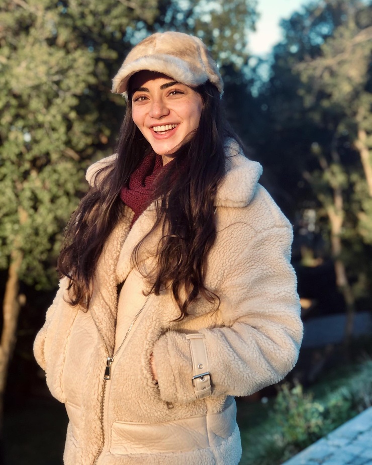 Picture of Özge Törer