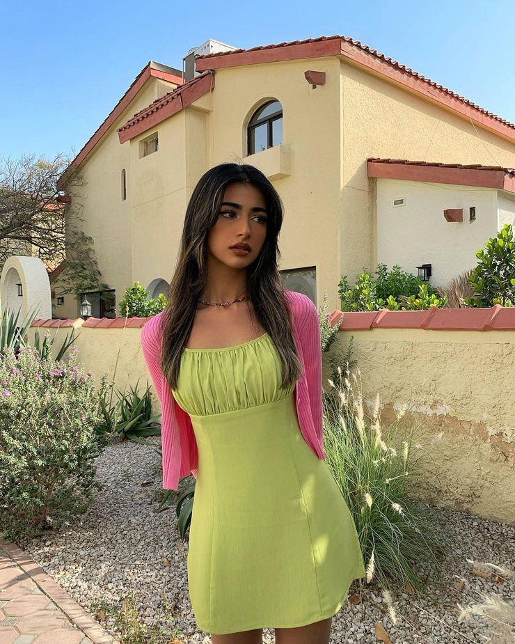 Iffat Marashi