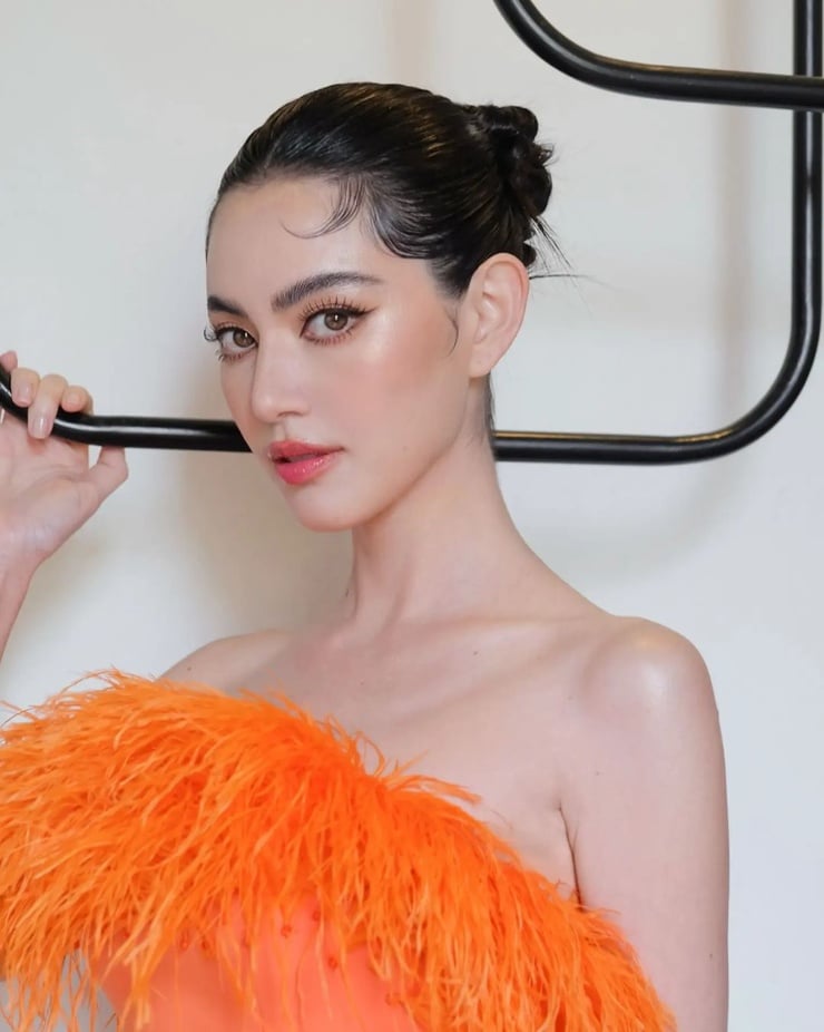 Davika Hoorne