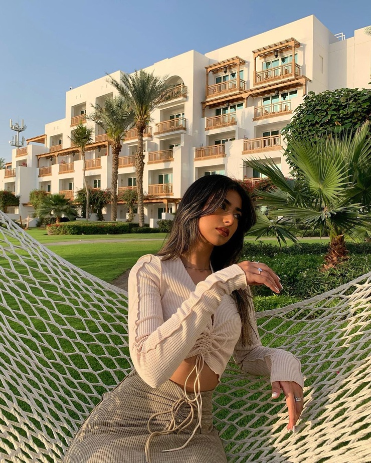 Iffat Marashi