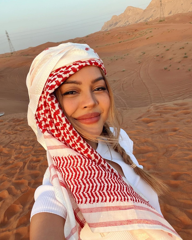 Lily Maymac