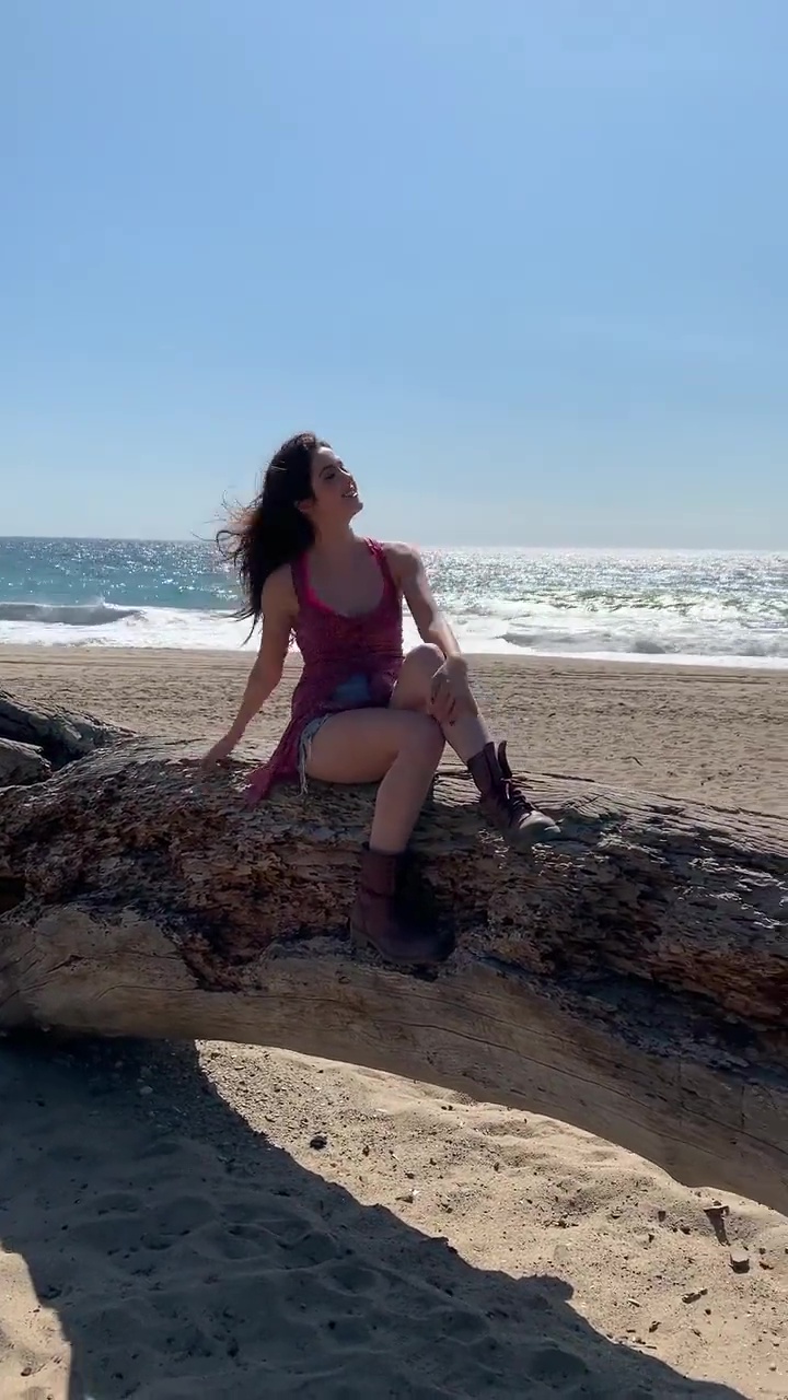 Laura Marano