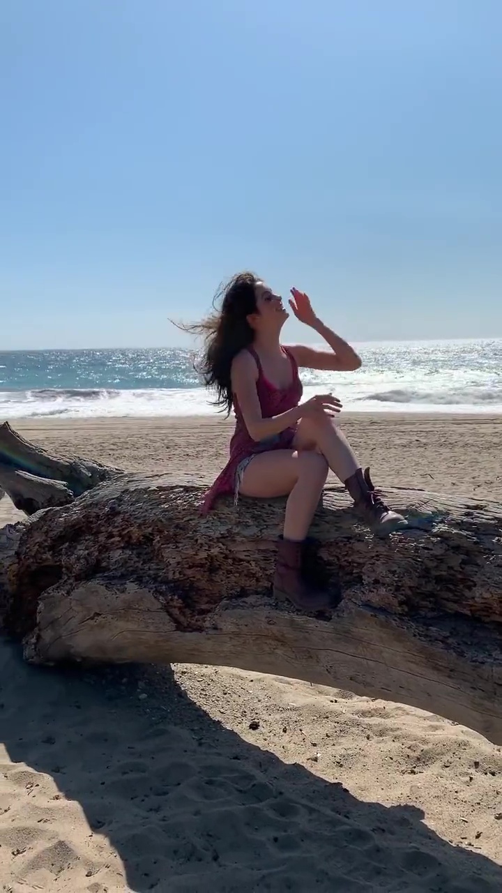 Laura Marano