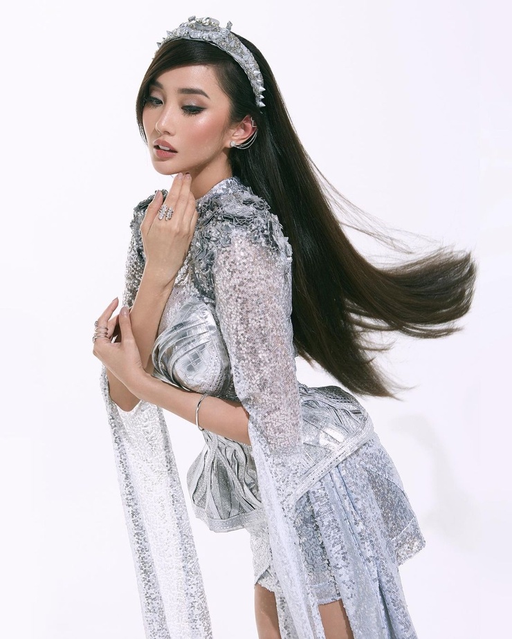 Alodia Gosiengfiao Alodia Gosiengfiao
