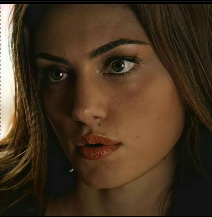 Phoebe Tonkin Phoebe Tonkin