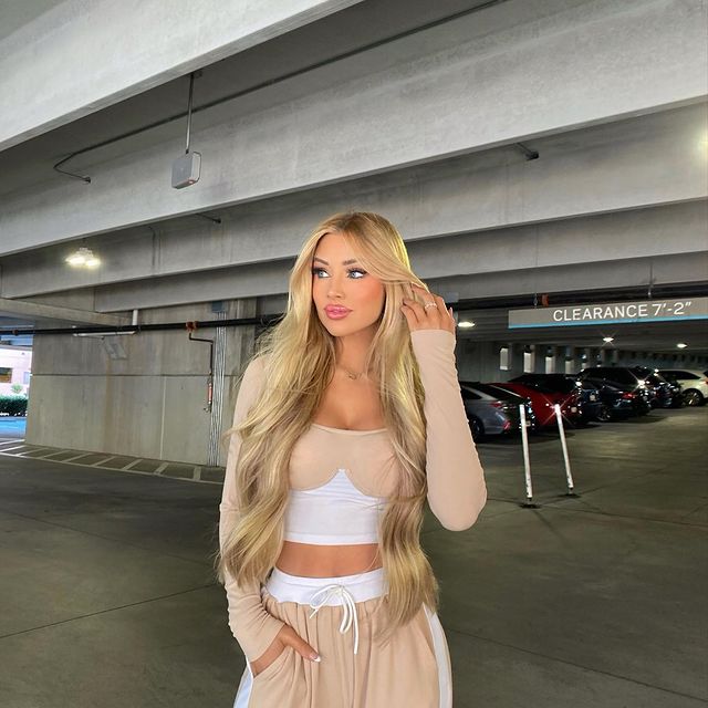 Katerina Rozmajzl Katerina Rozmajzl