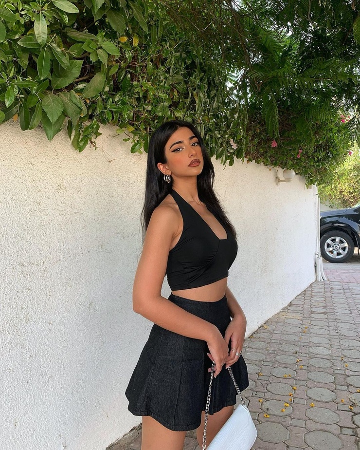 Iffat Marashi