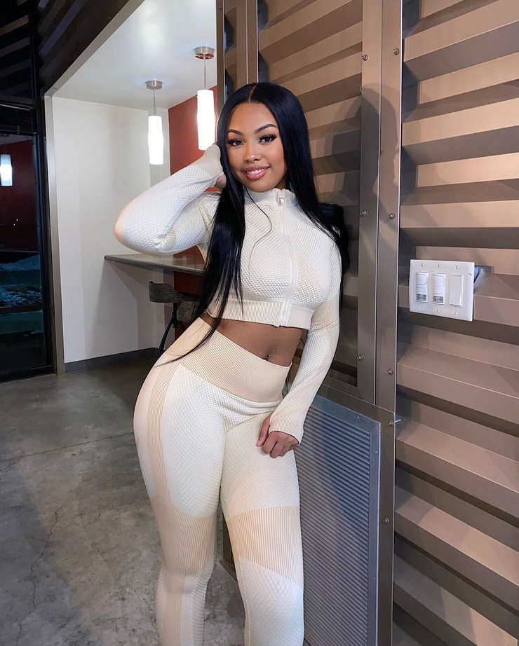 Naudia Donald Naudia Donald