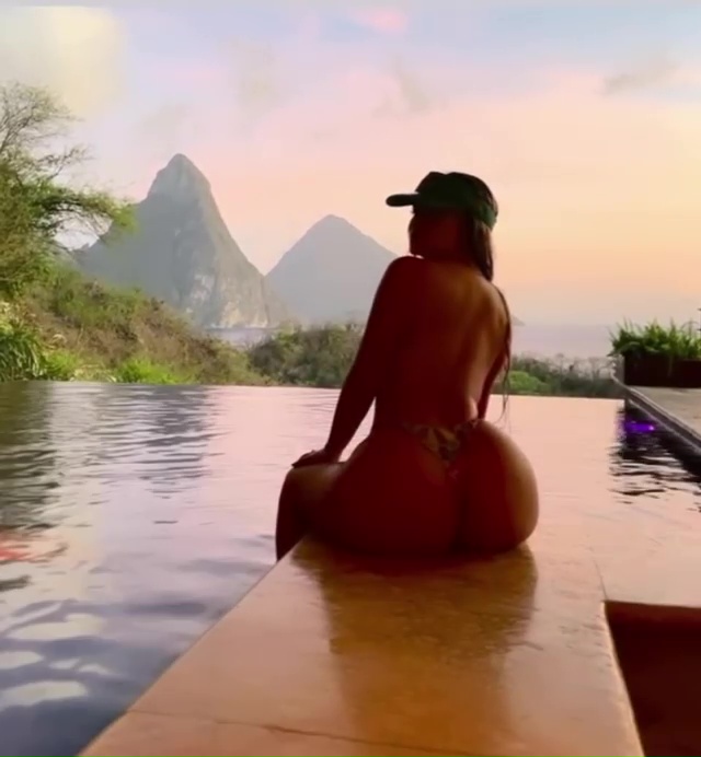 Demi Rose