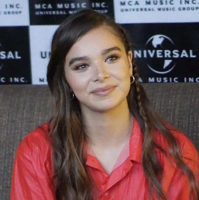 Hailee Steinfeld