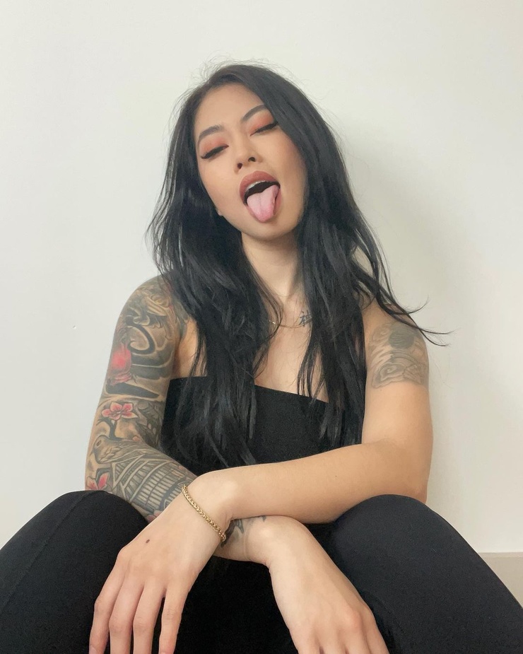Linda Tran (I)