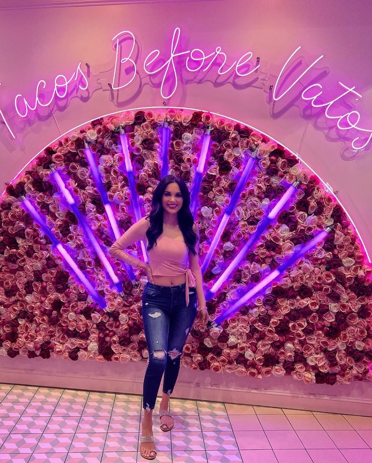 Felisia Hernandez Felisia Hernandez