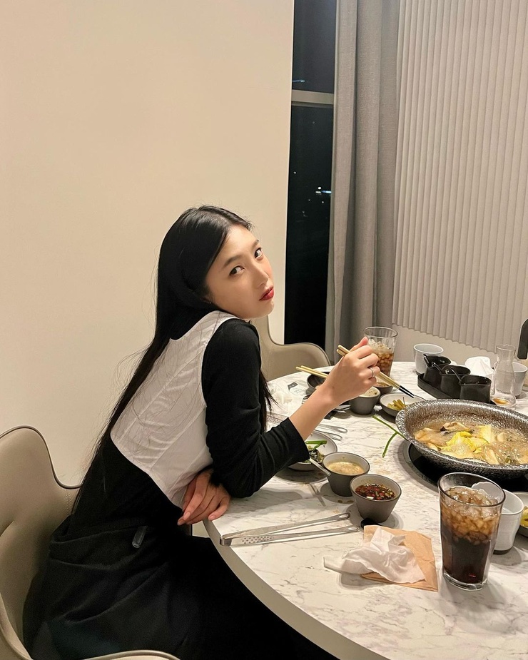 Joy (Park Soo Young)