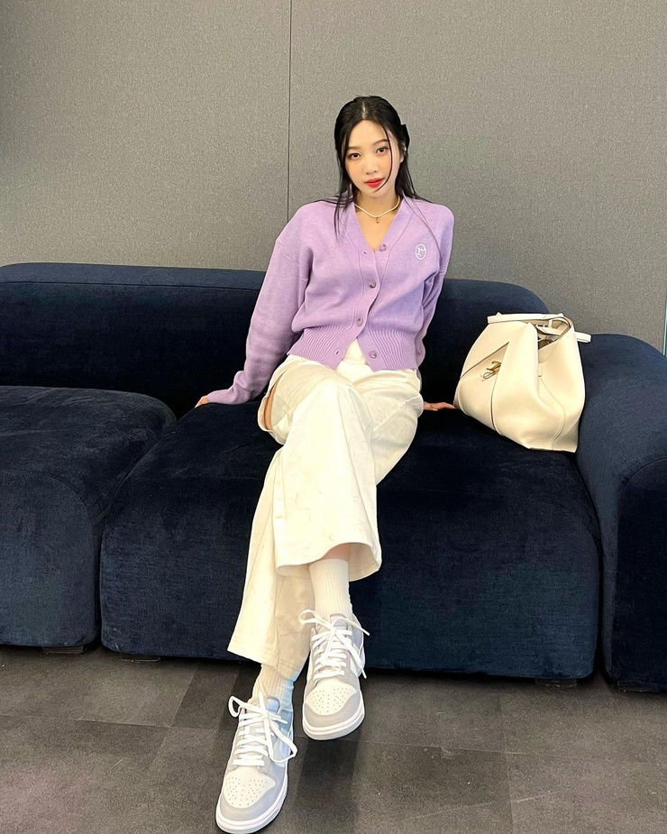 Joy (Park Soo Young)