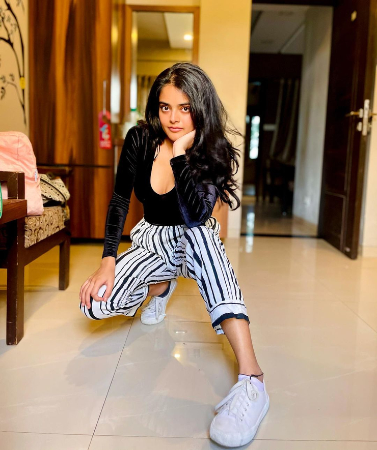 Riddhi Kumar