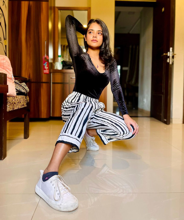 Riddhi Kumar