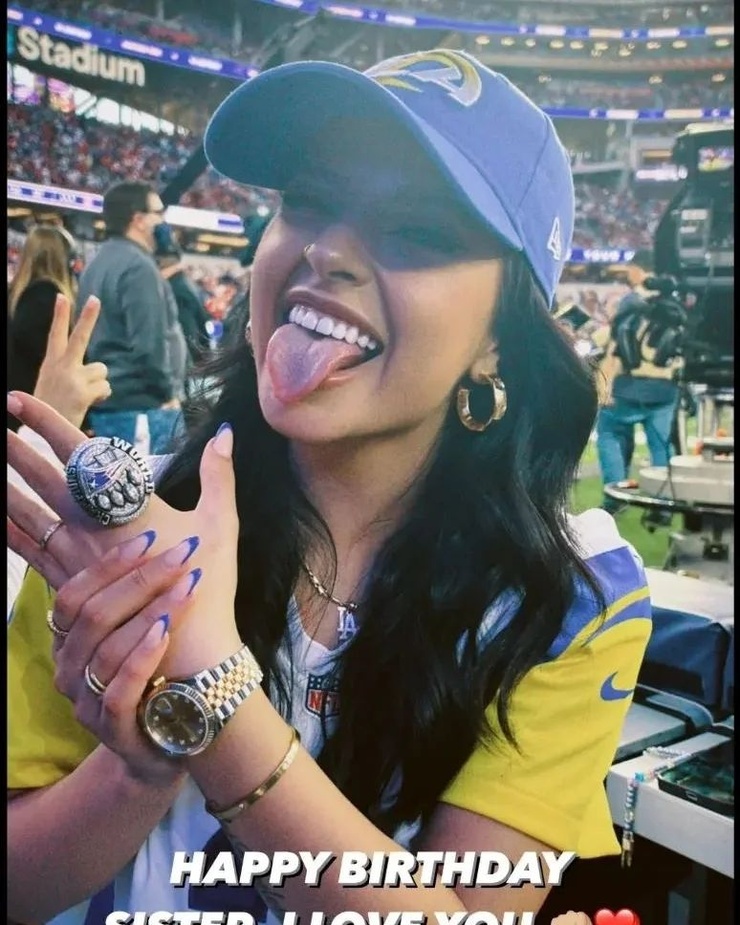 Becky G.